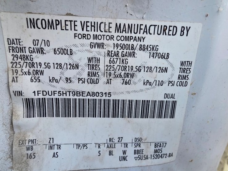 2010-ford-f550-image-5