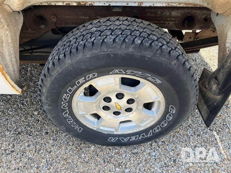 2012-chevrolet-silverado-image-39