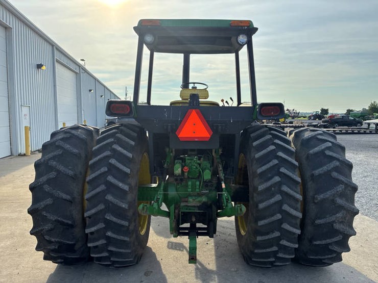 1982-john-deere-4440-image-7