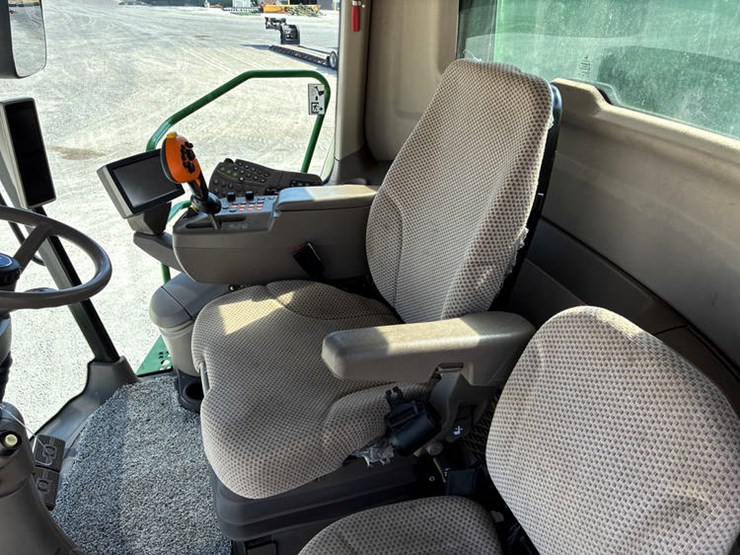 2013-john-deere-s670-image-102