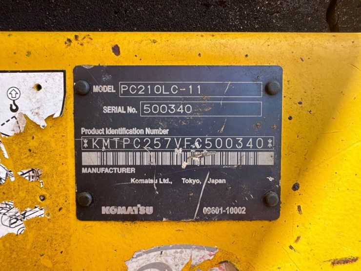 2016-komatsu-pc210-lc-11-image-33