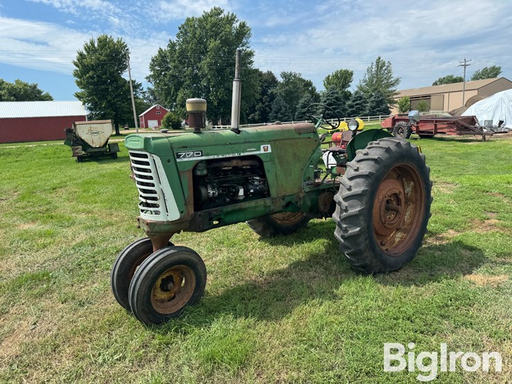 1962-oliver-770-image-1