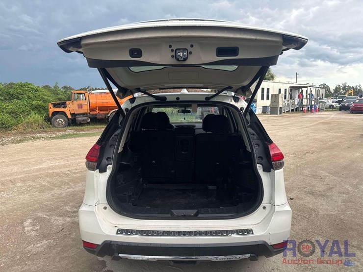 2017-nissan-rogue-image-23