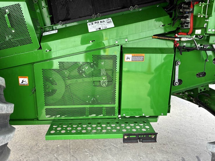 2015-john-deere-s680-image-61