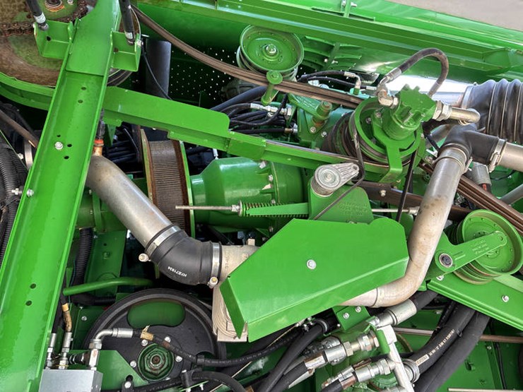 2017-john-deere-s680-image-65
