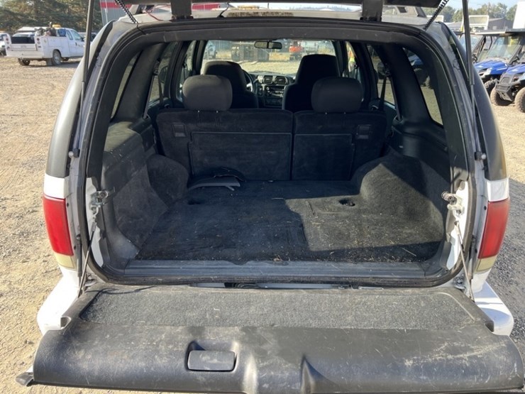 2004-chevrolet-blazer-image-21