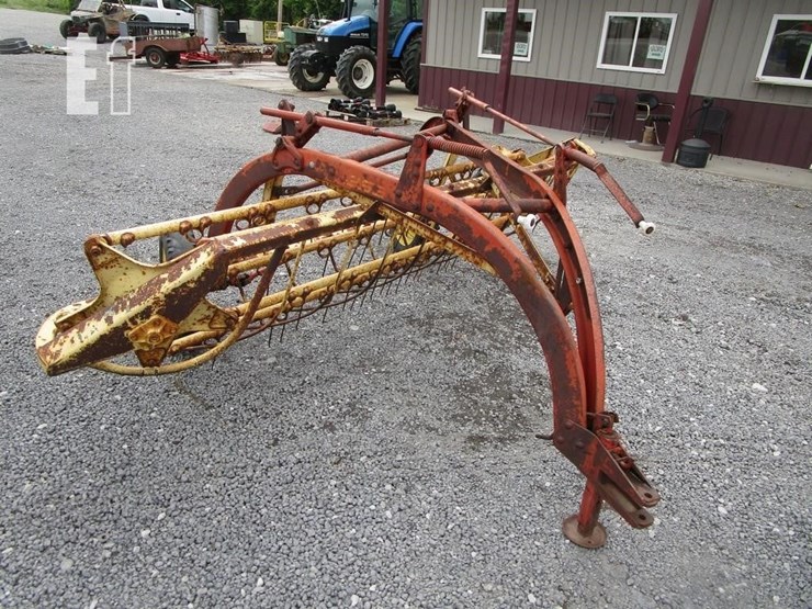 new-holland-256-image-2