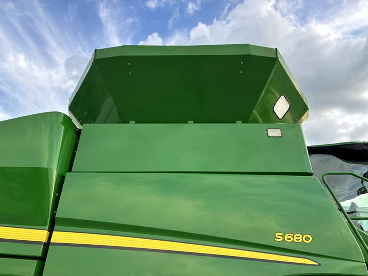 2015-john-deere-s680-image-28