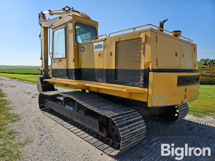 1981-caterpillar-225-image-7
