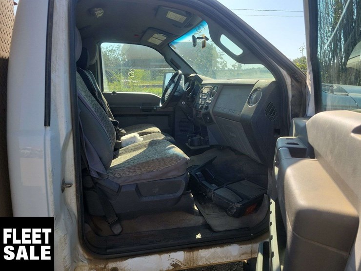 2011-ford-f450-image-18