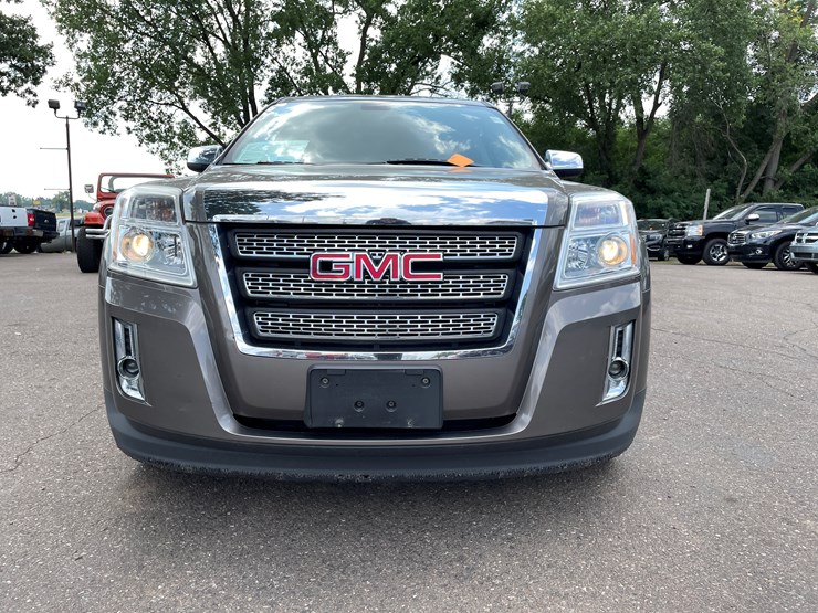 2010-gmc-terrain-slt-image-10