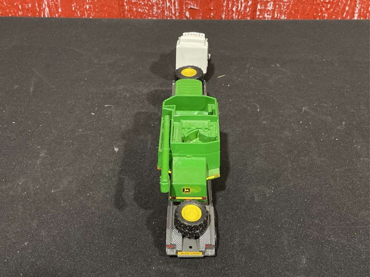 john-deere-64-image-5