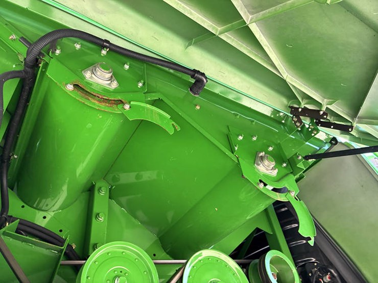 2013-john-deere-s670-image-86