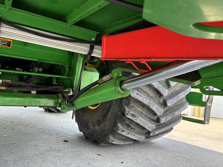 2017-john-deere-s680-image-17