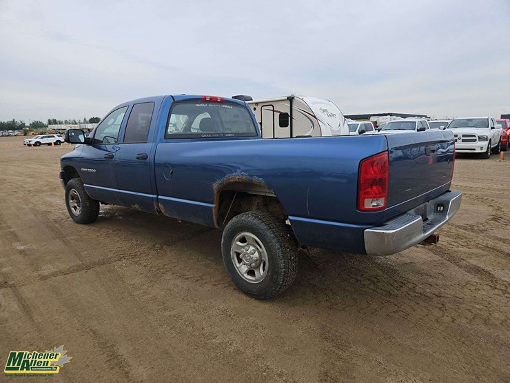 2003-dodge-ram-2500-image-3