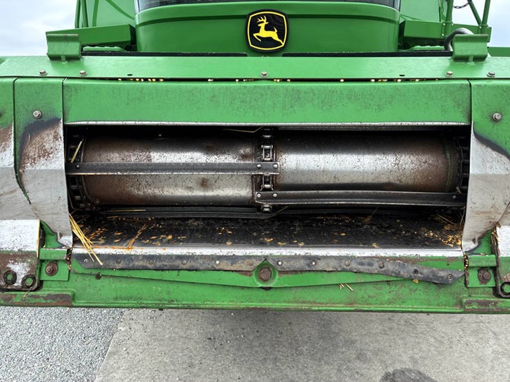 2002-john-deere-9750-image-16