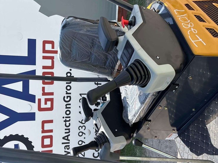 unused-2025-cfg-xz20r-mini-excavator-image-13
