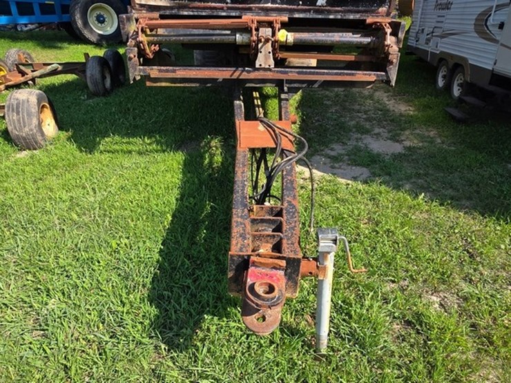 tandem-axle-silage-cart-image-36