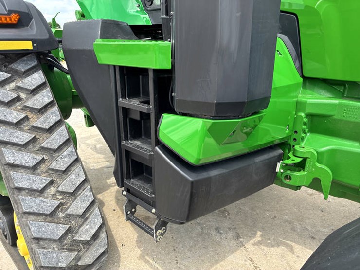 2021-john-deere-8rx-310-image-15