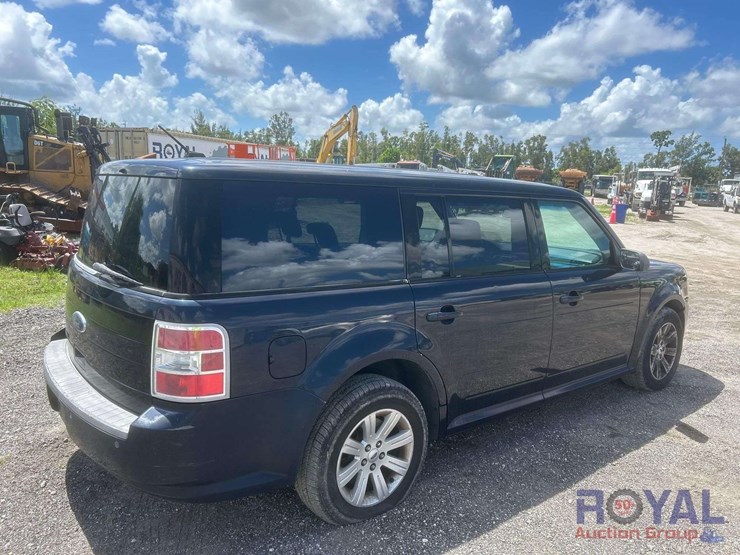 2009-ford-flex-image-3