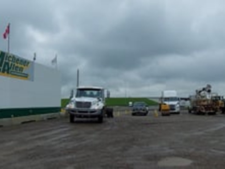 2010-international-durastar-4300-image-25