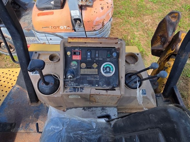 1995-john-deere-310d-image-56
