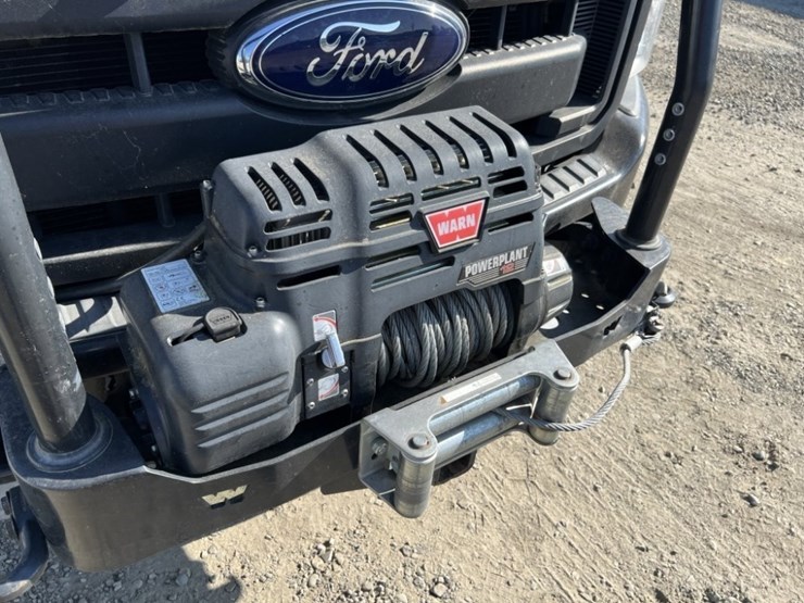 2012-ford-f550-image-11