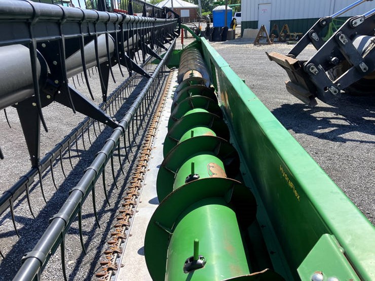 2015-john-deere-635f-image-7