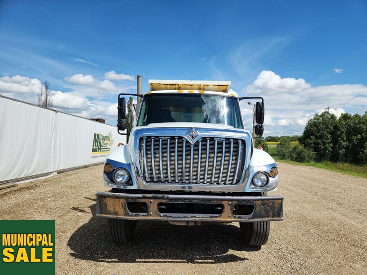 2009-international-workstar-7400-image-16