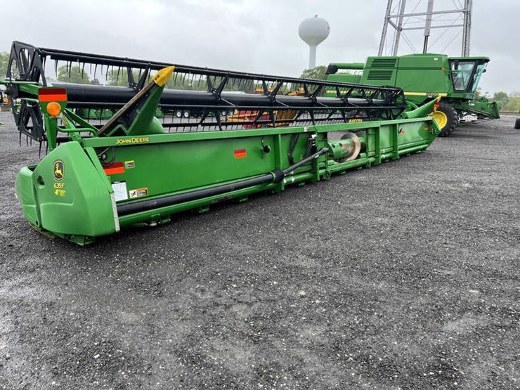 2012-john-deere-635f-image-3
