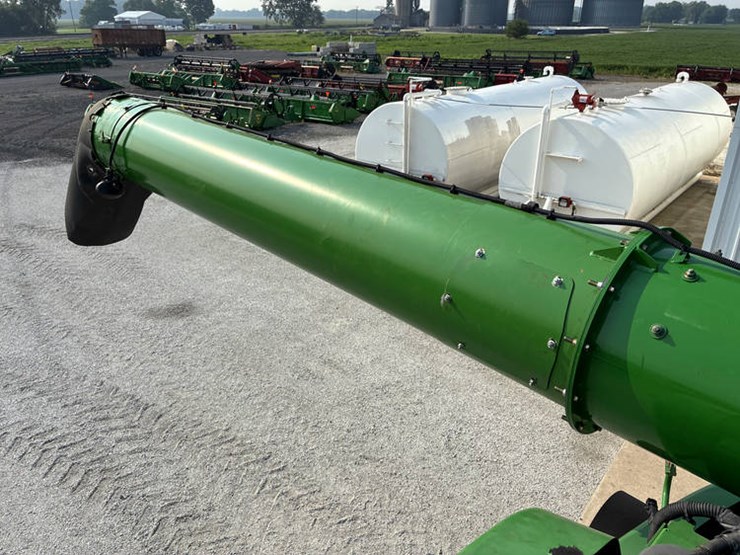 2014-john-deere-s690-image-83