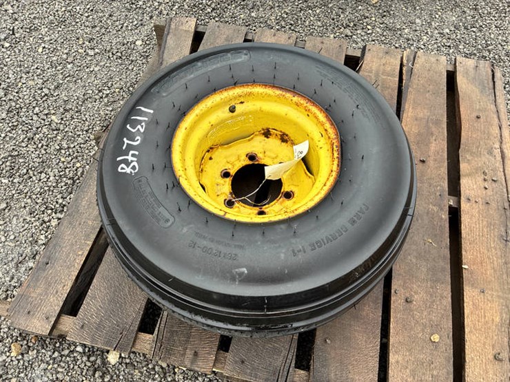 #113248-•-21x26x12-12-tires-for-300-series-image-1