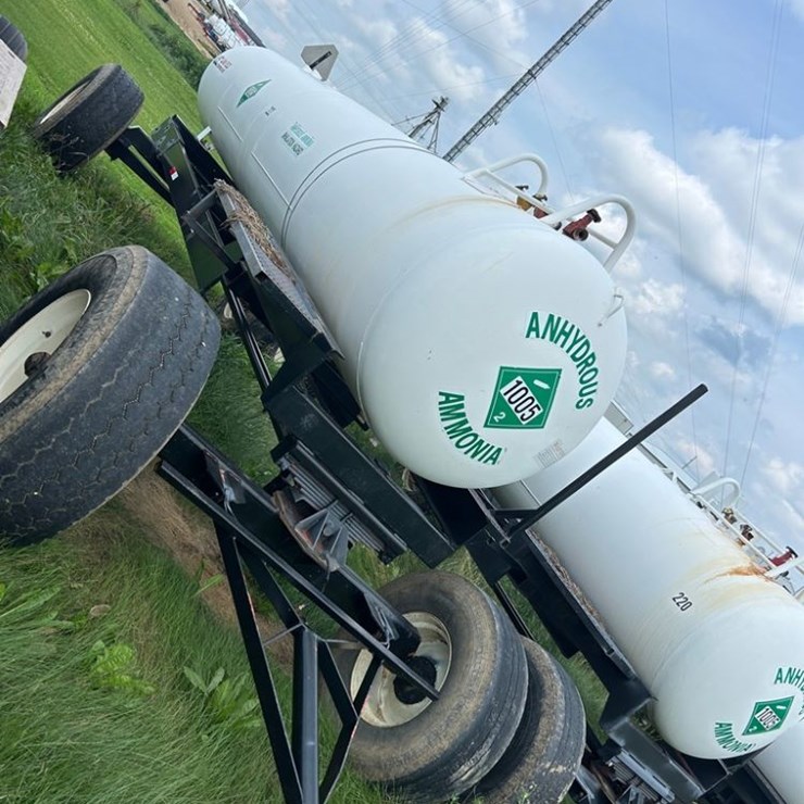 2010 Nh3 Nurse Tank (DR11819 Unit 222)