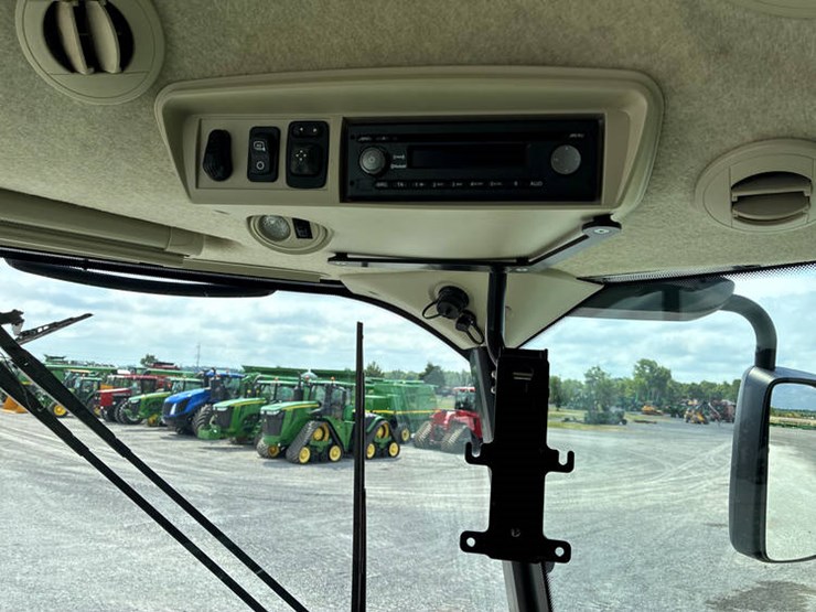 2015-john-deere-s680-image-110