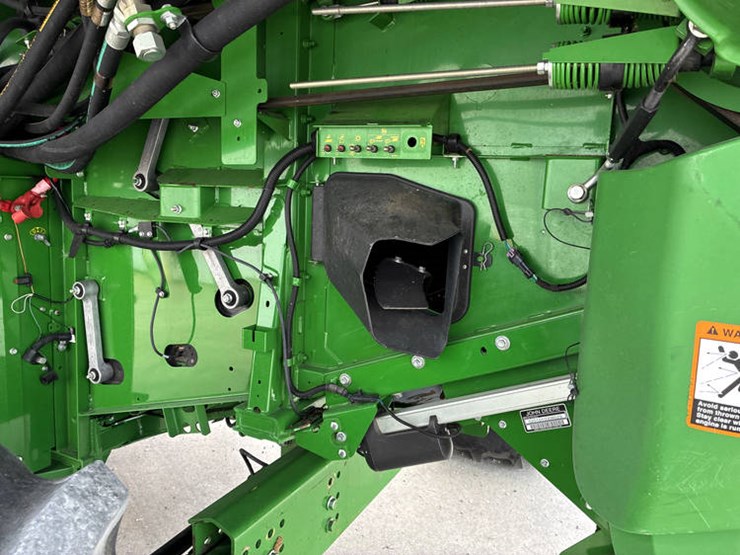 2015-john-deere-s680-image-64