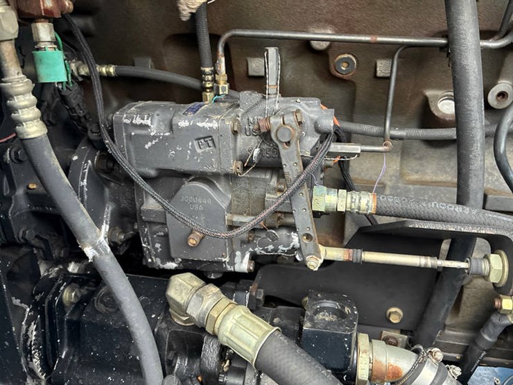 1996-cummins-m11-image-40