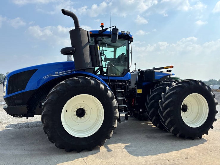 2021-new-holland-t9.565-image-12