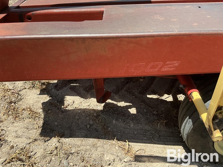 new-holland-1002-image-15