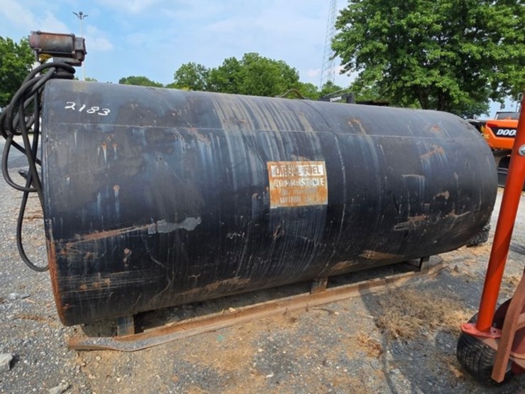 2000-gallon-fuel-tank-w/pump-image-7