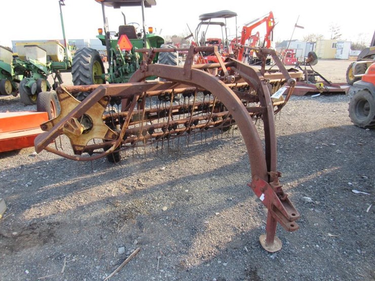 new-holland-56-image-1