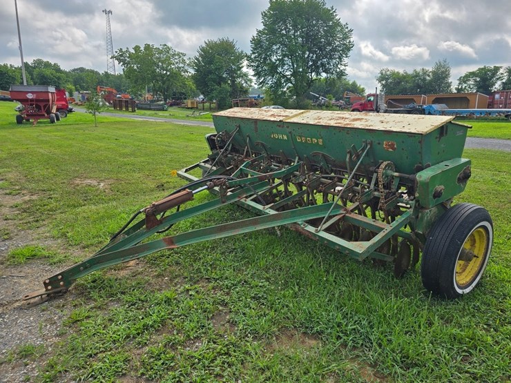 john-deere-fb-image-1