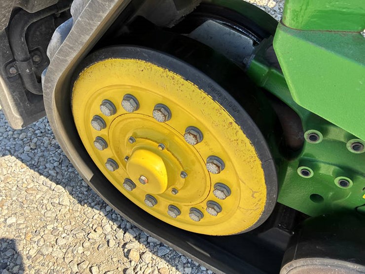 2020-john-deere-8rx-410-image-71