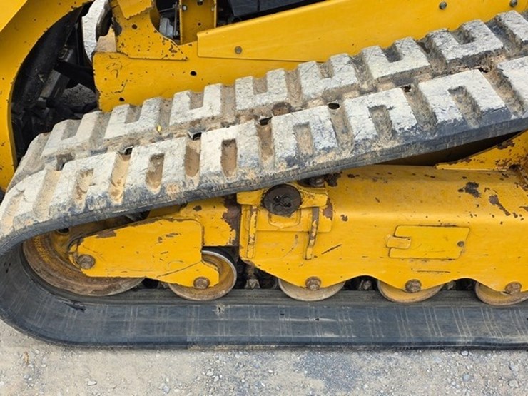 2020-caterpillar-299d3-xe-image-28