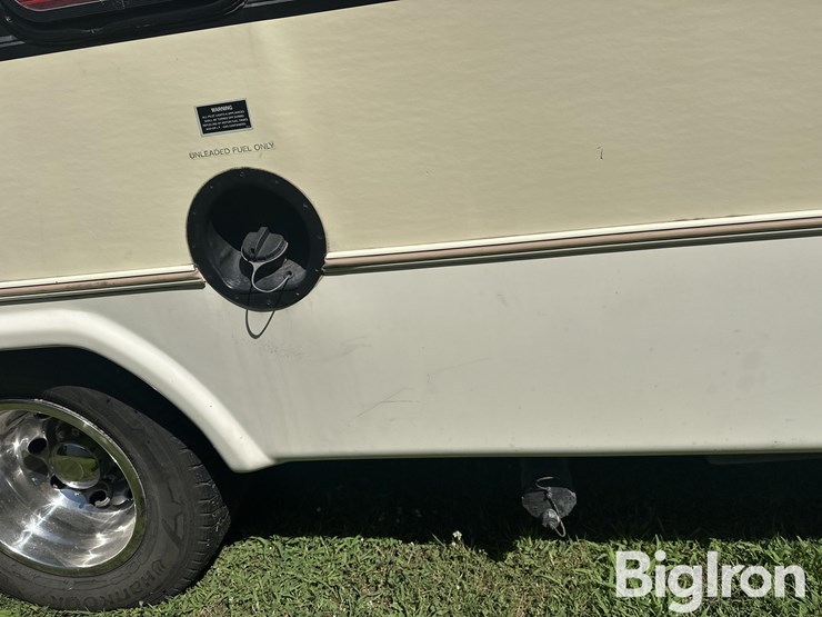 1992-ford-e350-image-12