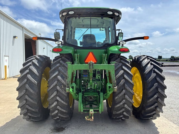 2014-john-deere-8285r-image-8