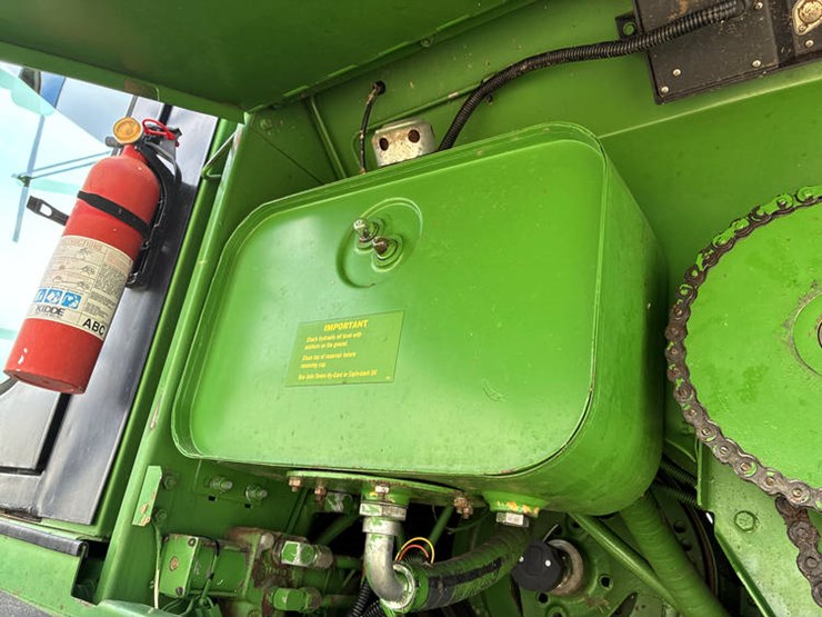 1983-john-deere-6620-image-57