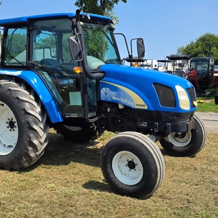 NEW HOLLAND T5060