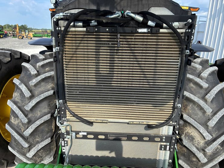 2022-john-deere-8r-310-image-76