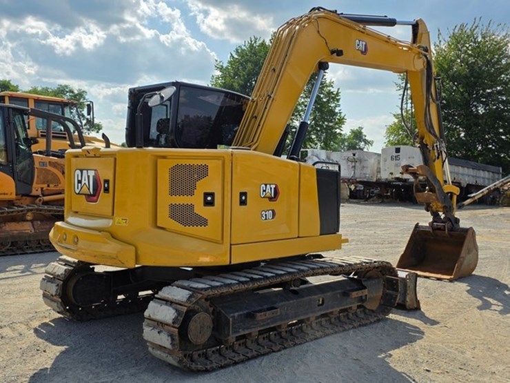 2023-caterpillar-310-image-3