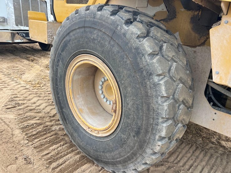 caterpillar-926m-image-30